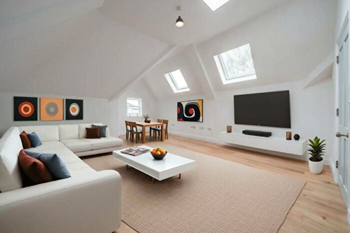 1 Bedroom Flat To Rent In Winterbourne Road, London, SE6