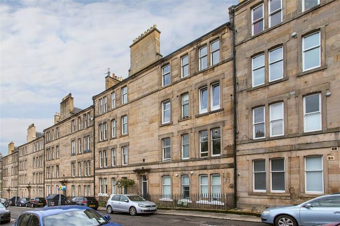 1 Bedroom Flat To Rent In Comely Bank Row, Edinburgh, Midlothian, EH4