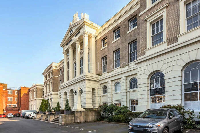 2 Bedroom Apartment To Rent In Imperial Court, Kennington Lane, SE11