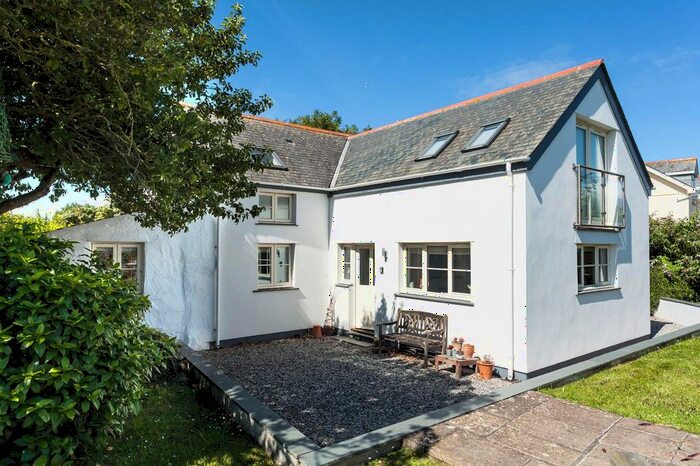 3 Bedroom Cottage For Sale In Ruan Minor, Helston, TR12