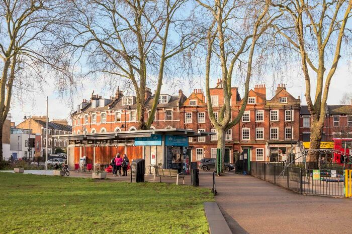 1 Bedroom Flat For Sale In Newington Green, London, N16