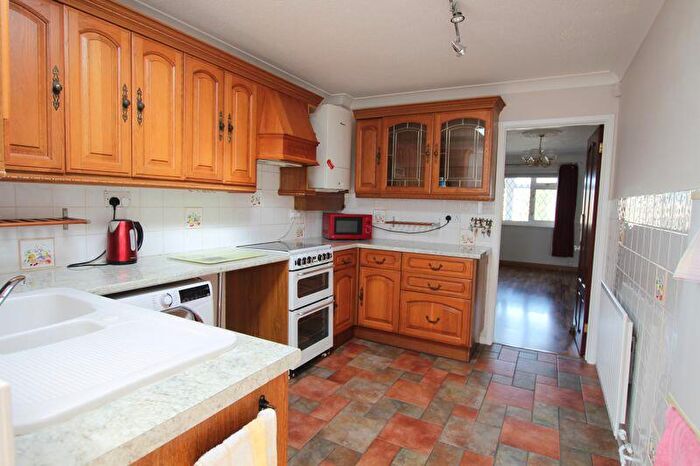2 Bedroom Detached Bungalow To Rent In Batley Court, Bristol, BS30