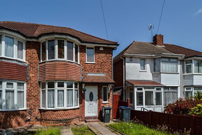 2 Bedroom Semi-Detached House To Rent In Woolacombe Lodge Road, Selly Oak, Birmingham, B29