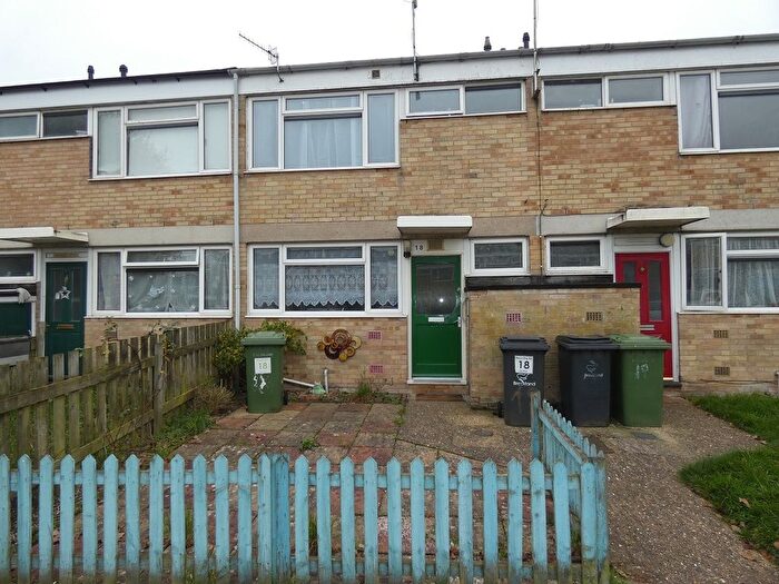 3 Bedroom Terraced House To Rent In Ely Way, Thetford, IP24