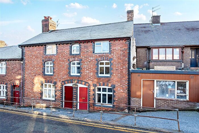 3 Bedroom End Terrace House For Sale In Long Bridge Street, Llanidloes, Powys, SY18