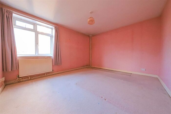 2 Bedroom Flat For Sale In Palmeira Avenue, Hove, BN3