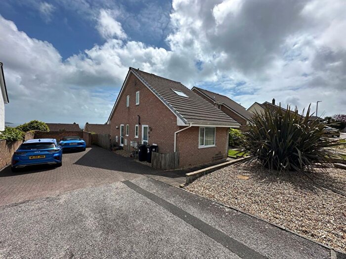 1 Bedroom Semi-Detached House For Sale In Boscundle Avenue, Falmouth, TR11