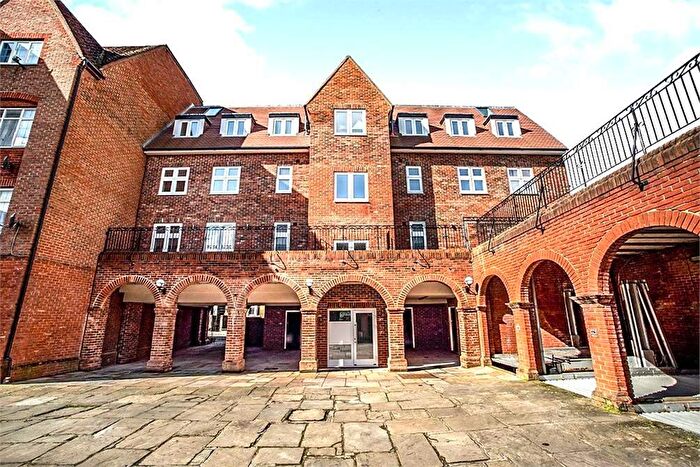 1 Bedroom Flat To Rent In Kent Road, Dartford, DA1