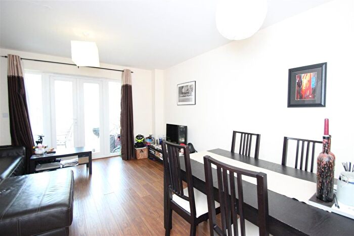 3 Bedroom Property To Rent In Cottesmore Road, Oxford, Oxfordshire, OX4