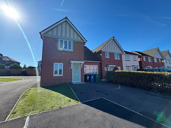 3 Bedroom Detached House For Sale In Church Vale, Worsley, M28