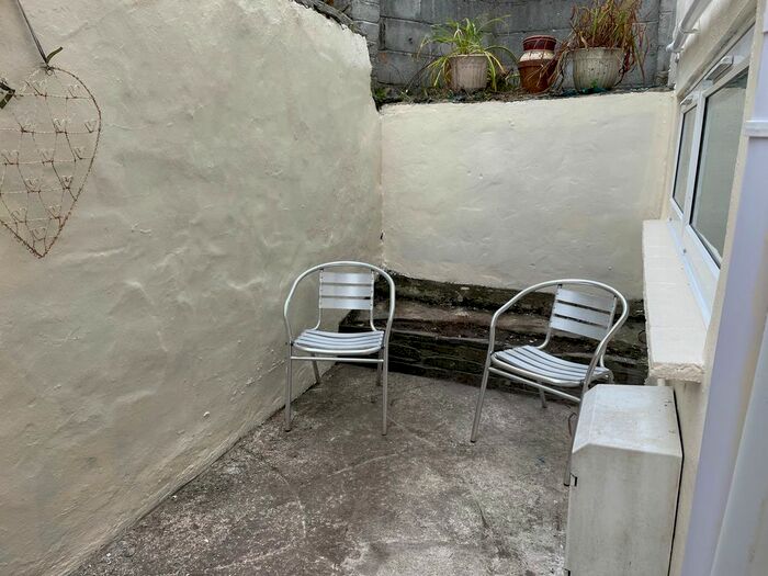 1 Bedroom Maisonette To Rent In Tavistock Road, Callington, PL17