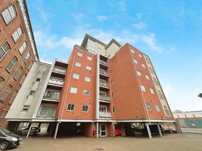 2 Bedroom Flat For Sale In Junior Street, Leicester, Leicestershire, LE1