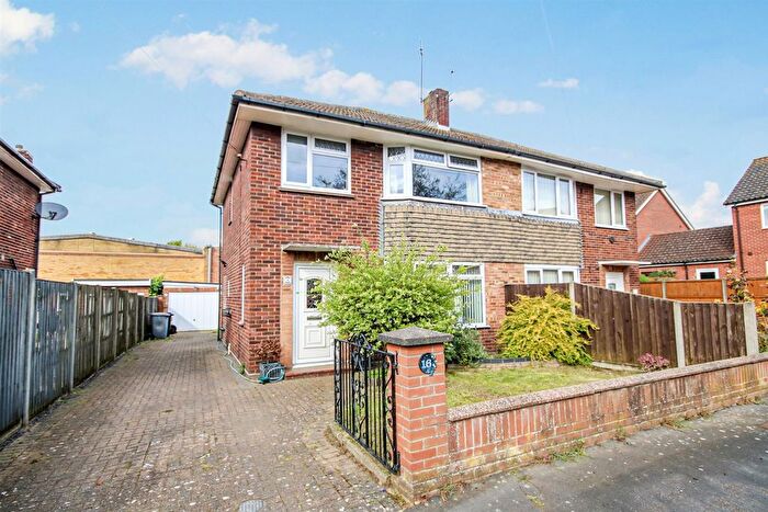 3 Bedroom Semi Detached House For Sale In Gateley Gardens, Norwich, NR3