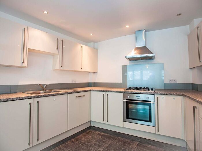 1 Bedroom Apartment To Rent In The Crescent, Plymouth, Devon, PL1