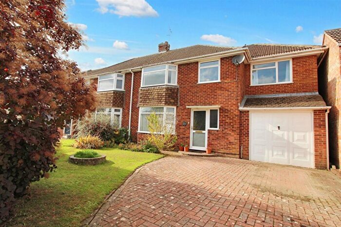 4 Bedroom Semi-Detached House For Sale In Warborough Avenue, Tilehurst, Reading, RG31