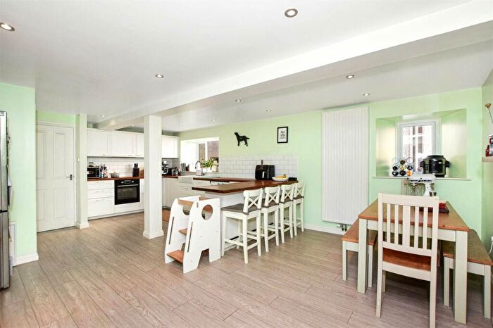 3 Bedroom Terraced House For Sale In High Street, Strathmiglo, Cupar, KY14