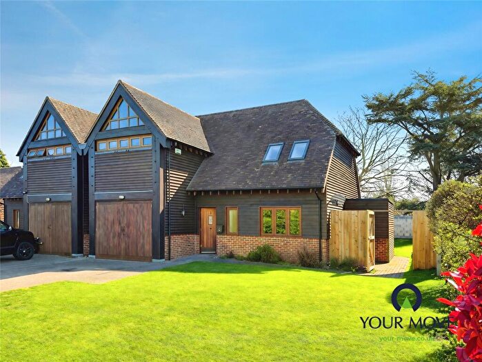 3 Bedroom Semi Detached House To Rent In Daigor Lane, Manston, Ramsgate, Kent, CT12