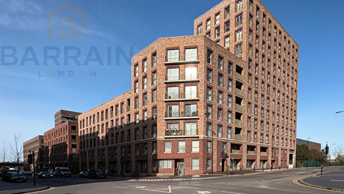 3 Bedroom Flat For Sale In Gallions Reach, London, E6