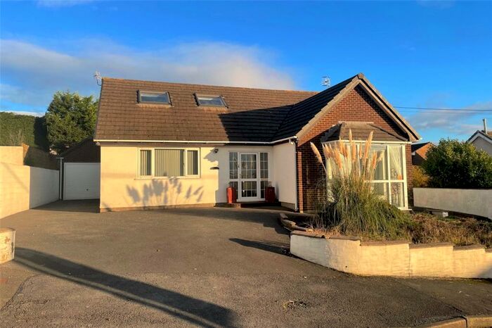 4 Bedroom Bungalow For Sale In School Road, Pwll, Llanelli, Carmarthenshire, SA15