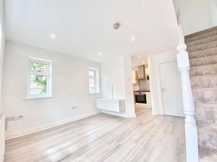 1 Bedroom Maisonette To Rent In Gate Lodge, Parnell Way, Harrow, Greater London, HA3