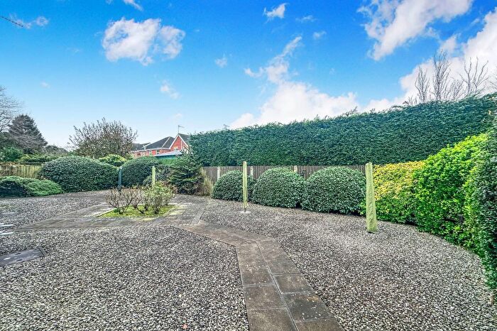 2 Bedroom Flat For Sale In Crowther Court Crowther Way, Swanland, North Ferriby, HU14