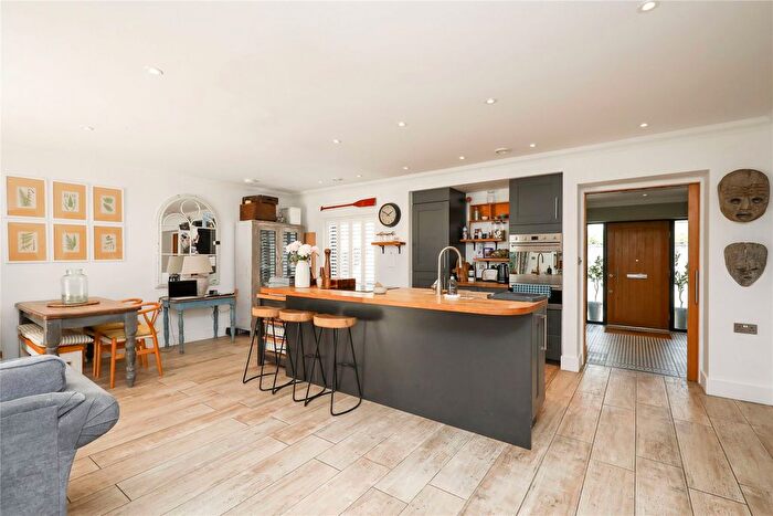 3 Bedroom Bungalow To Rent In South Park Road, London, SW19