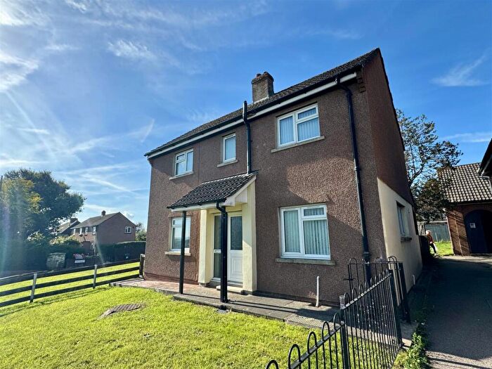 3 Bedroom Detached House To Rent In Bulwark Road, Chepstow, NP16