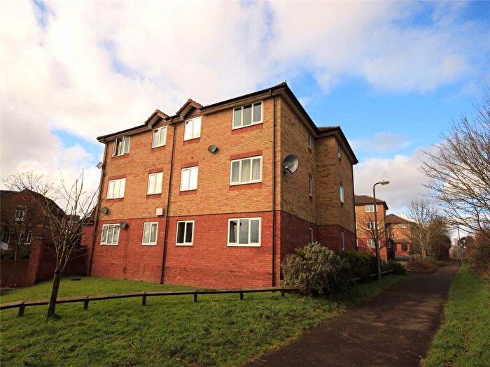 1 Bedroom Apartment For Sale In Chequers Court, Palmers Leaze, Bradley Stoke, Bristol, BS32