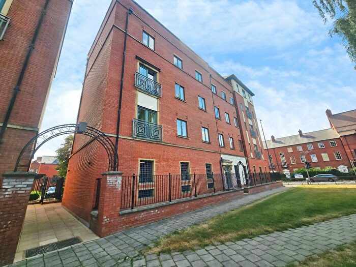 2 Bedroom Flat To Rent In The Square, Seller Street, Chester, Cheshire, CH1