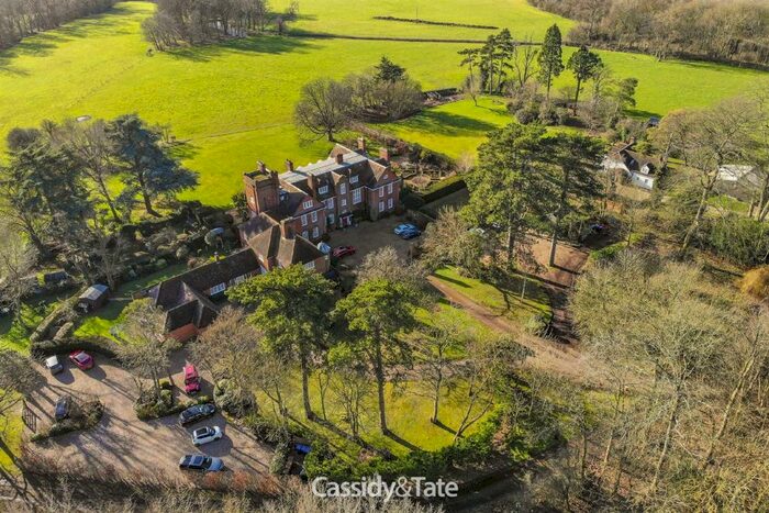 1 Bedroom Apartment To Rent In Holwell, Hatfield, AL9