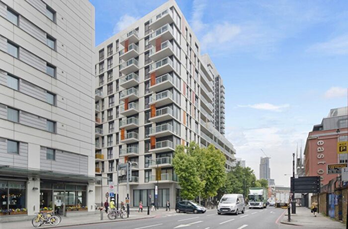 2 Bedroom Flat To Rent In Commercial Street, Aldgate, London, E1
