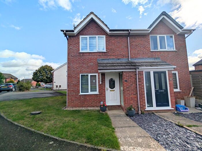 1 Bedroom End Terrace House For Sale In Willow Drive, Flint, CH6