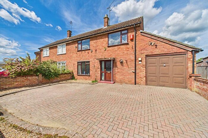 3 Bedroom Semi-Detached House For Sale In Fulmerston Road, Thetford, IP24