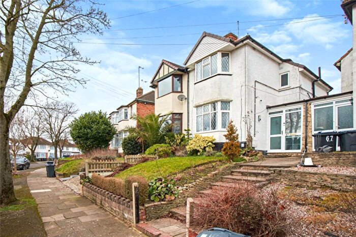 3 Bedroom Semi Detached House For Sale In Duncroft Road, Birmingham, West Midlands, B26