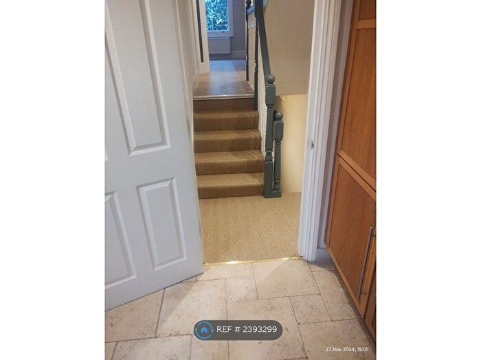 4 Bedroom Maisonette To Rent In Lots Road, London, SW10