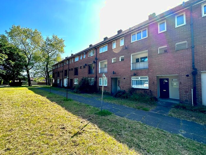 1 Bedroom Flat To Rent In St Andrews Court, Benton, Newcastle Upon Tyne, NE7