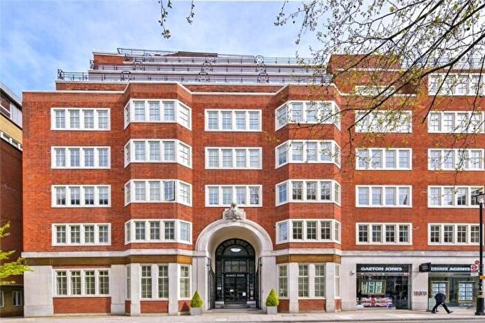 2 Bedroom Flat To Rent In Apartment, Romney House, Marsham Street, London, SW1P