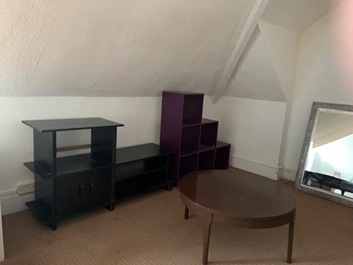 1 Bedroom Flat To Rent In Gillott Road Edgbaston Birmingham, B16