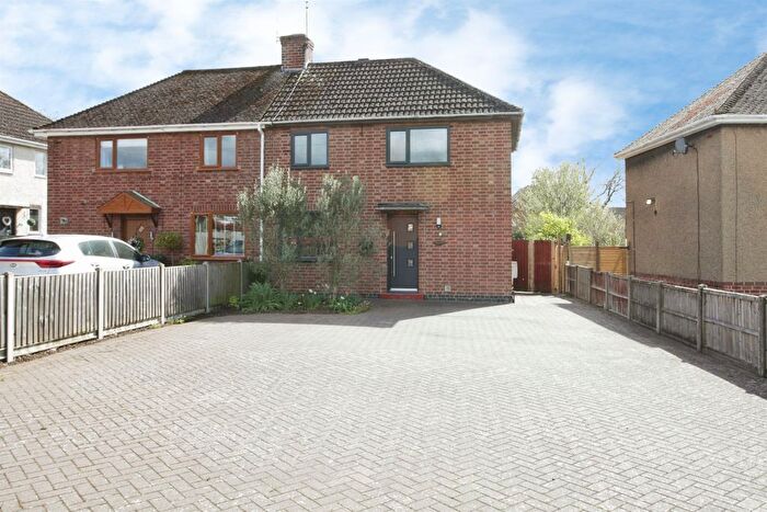 3 Bedroom Semi Detached House For Sale In Townsend Lane, Long Lawford, Rugby, CV23