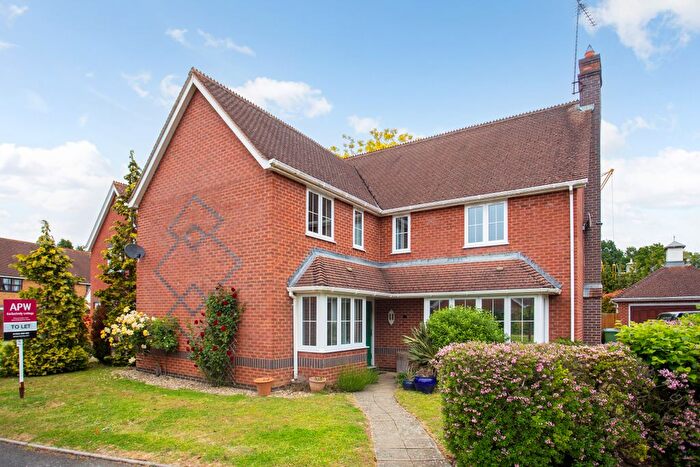 5 Bedroom Detached House To Rent In St Andrews Gardens, Cobham, Surrey, KT11