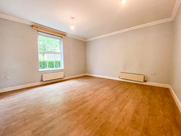 2 Bedroom Flat For Sale In King William Court, Kendal Road, Waltham Abbey., EN9