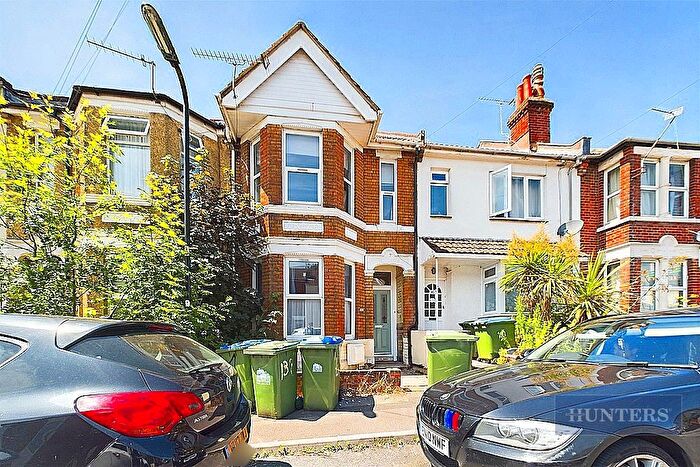 4 Bedroom Terraced House To Rent In Earls Road, Southampton, SO14