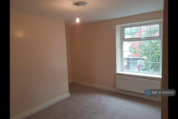 2 Bedroom Terraced House To Rent In Two Trees Lane, Denton, Manchester, M34