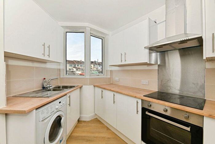 5 Bedroom Maisonette For Sale In Station Road, Filton, Bristol, BS34