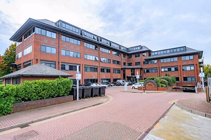 1 Bedroom Flat For Sale In Everard Close, St. Albans, AL1