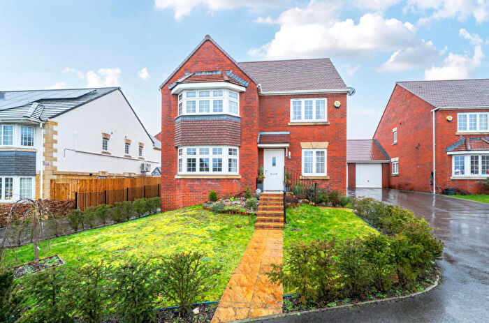 4 Bedroom Detached House For Sale In Cozens Grove, Shrivenham, Swindon, Oxfordshire, SN6