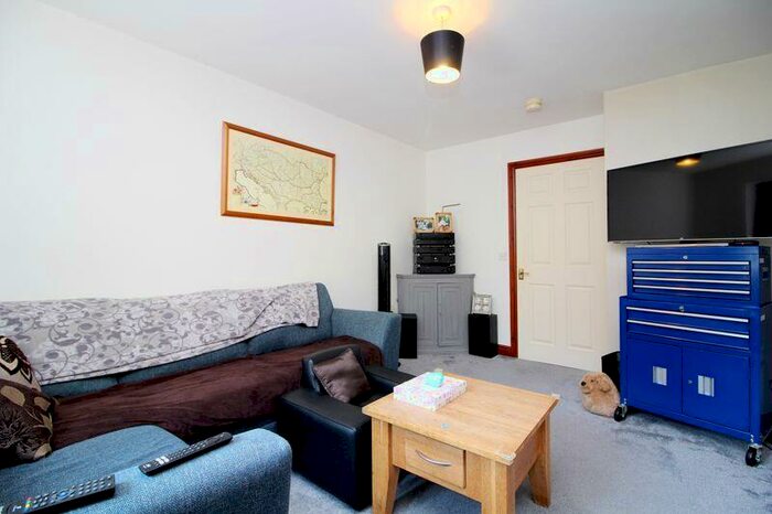 2 Bedroom Flat For Sale In Erris Court, Berw Road, Pontypridd, CF37