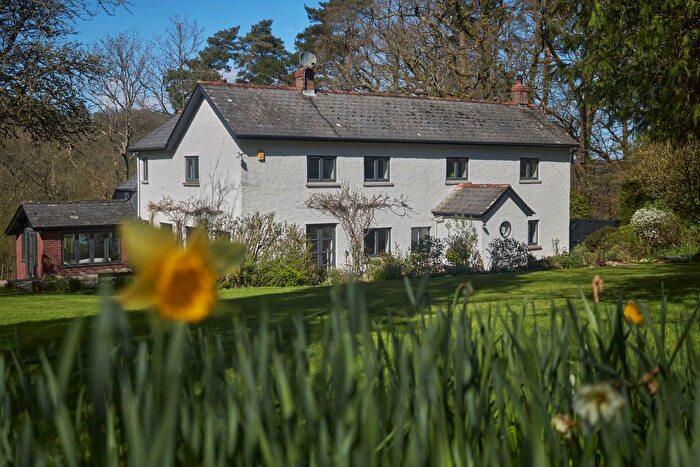 4 Bedroom Detached House For Sale In Meadow Lodge, Hemyock, EX15