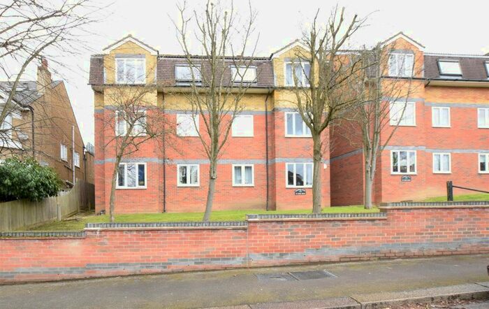 Studio To Rent In Park Road, New Barnet, EN4