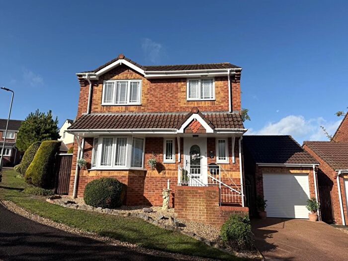 3 Bedroom Detached House For Sale In Yallop Way, Honiton, EX14